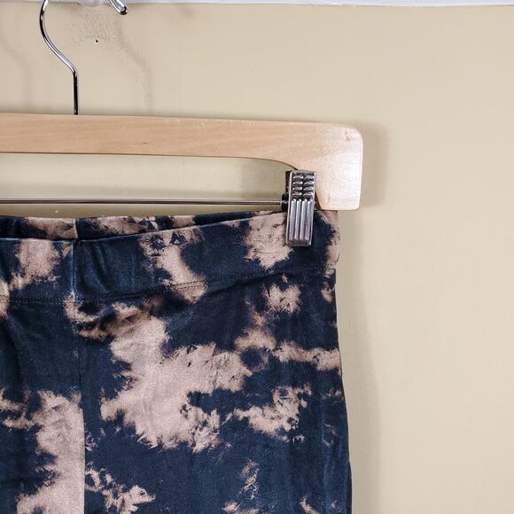 TOPSHOP Tie Dye Velvet Flare Trousers Size 6P - Picture 5 of 10